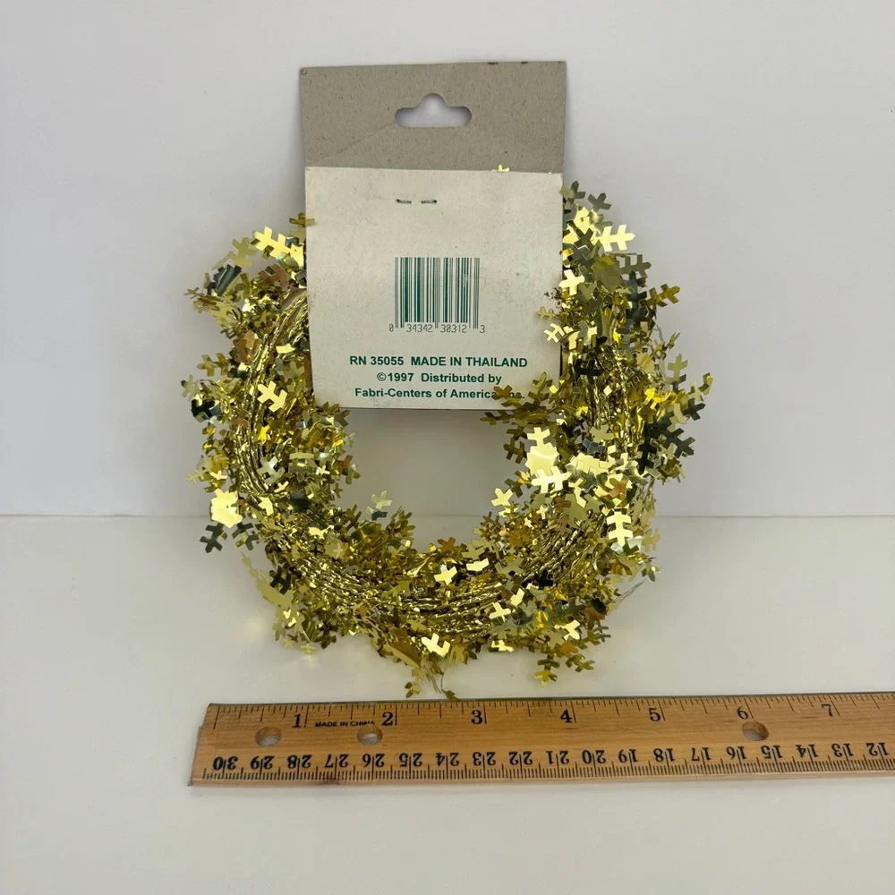 Vtg 1997 25ft Gold Snowflake Garland Wired Santas Workbench Fabri Centers of USA